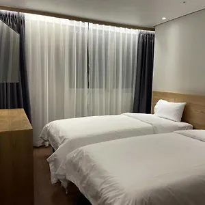 3* Otel The Garden